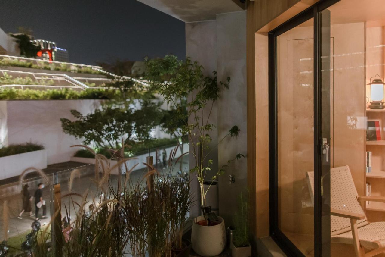 J Youai House 珍友愛 景觀包棟民宿 Тайнань Экстерьер фото